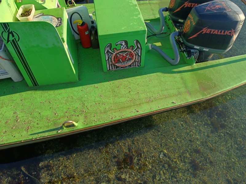 l'outil de travail pour la récolte des huitres sur le bassin de Thau